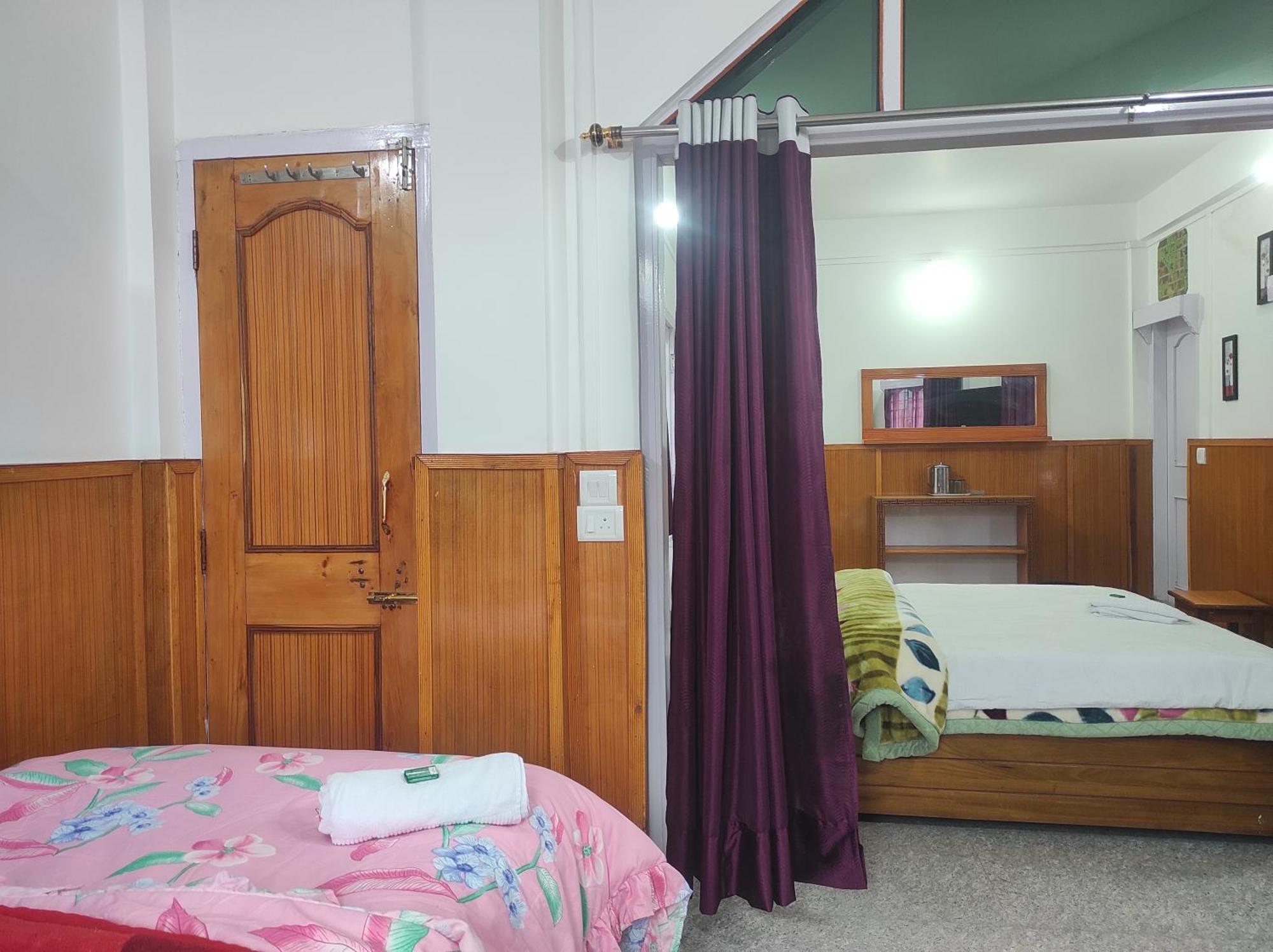 Hotel Tawang Regency Dış mekan fotoğraf