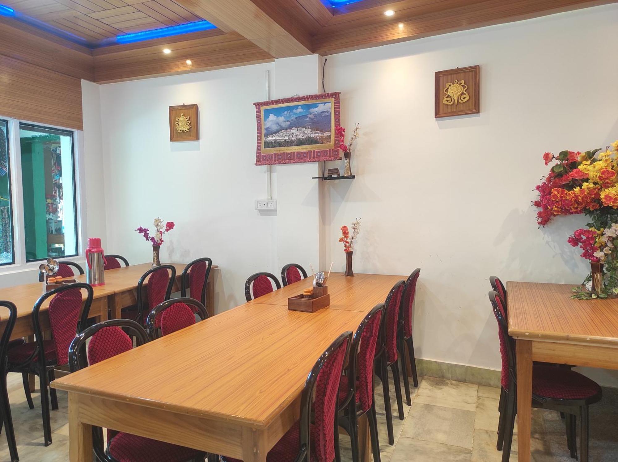 Hotel Tawang Regency Dış mekan fotoğraf