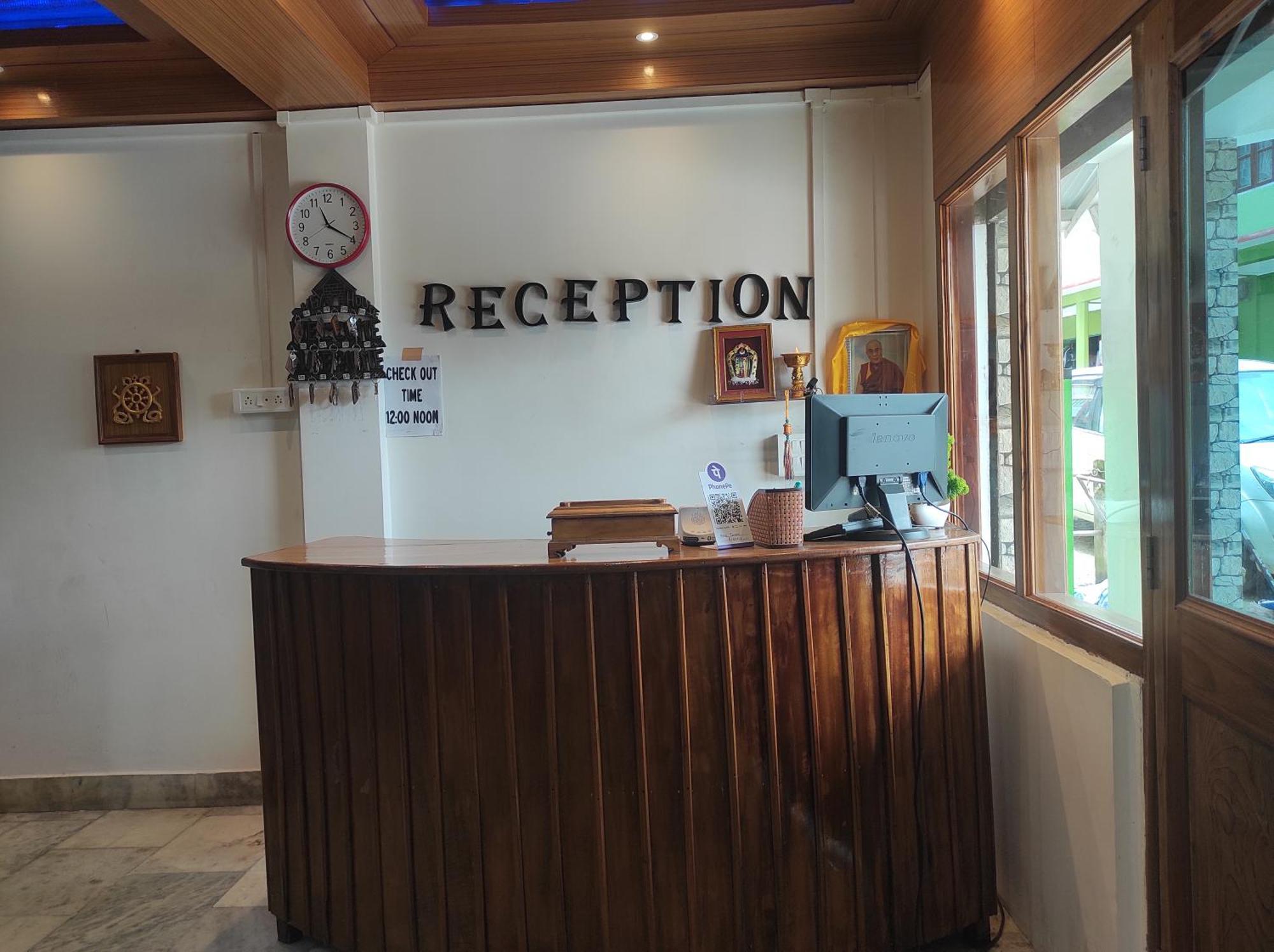 Hotel Tawang Regency Dış mekan fotoğraf